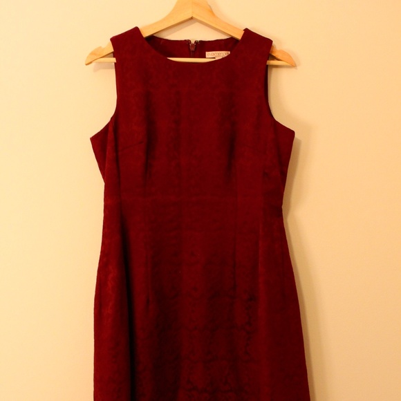 Eva Mendes Mulberry Brocade Dress - Picture 1 of 6